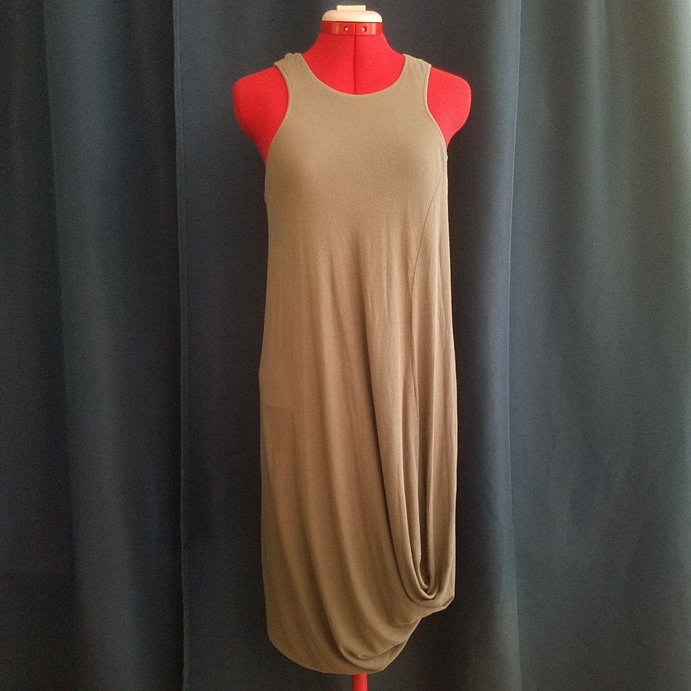 NWOT-Victoria Secrets-Taupe Medium Dress